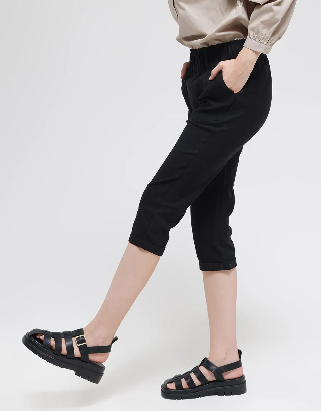 Details Long Pants Tapered Stretch With V Pocket