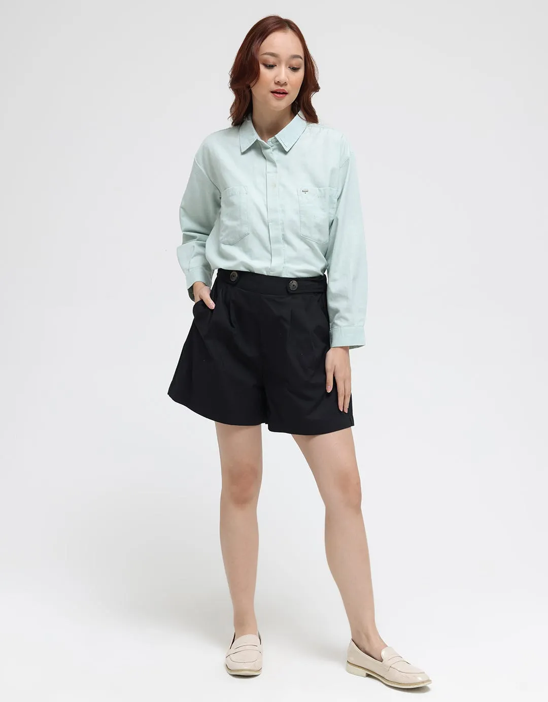 Details Short Pants With Elastic Waistband